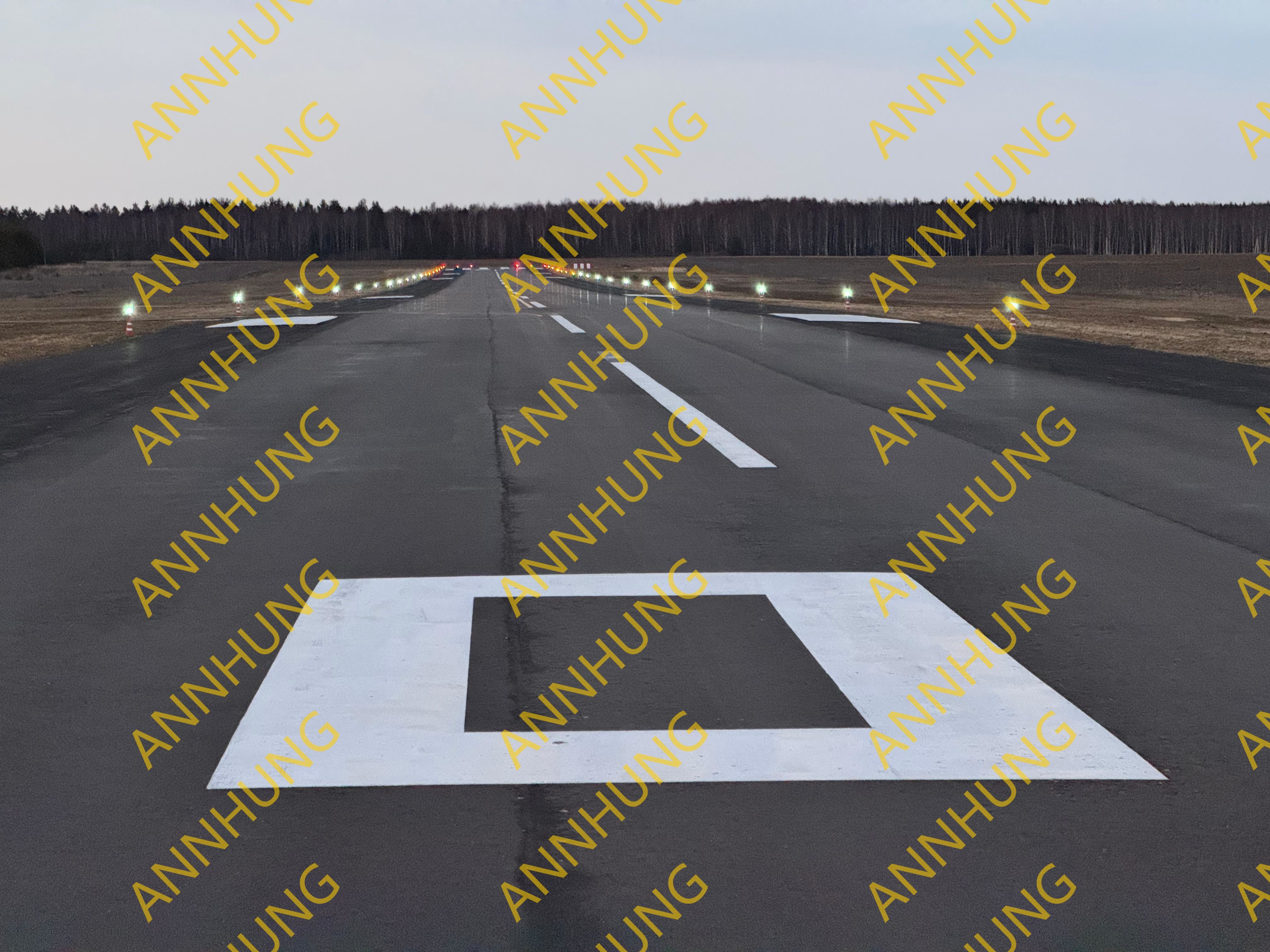 Aktueller Firmenfall über Installationsfälle für Solarflugplatzleuchten